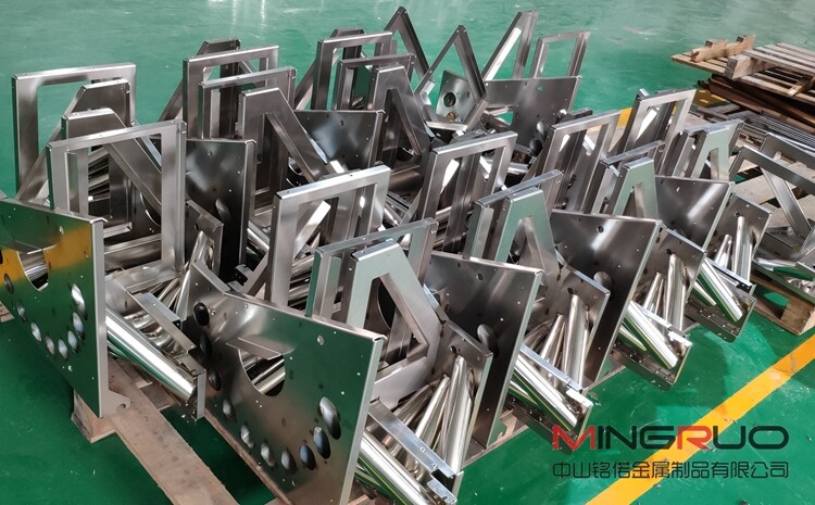 珠海機(jī)箱機(jī)柜設(shè)備外殼激光切割——銘偌金屬制品